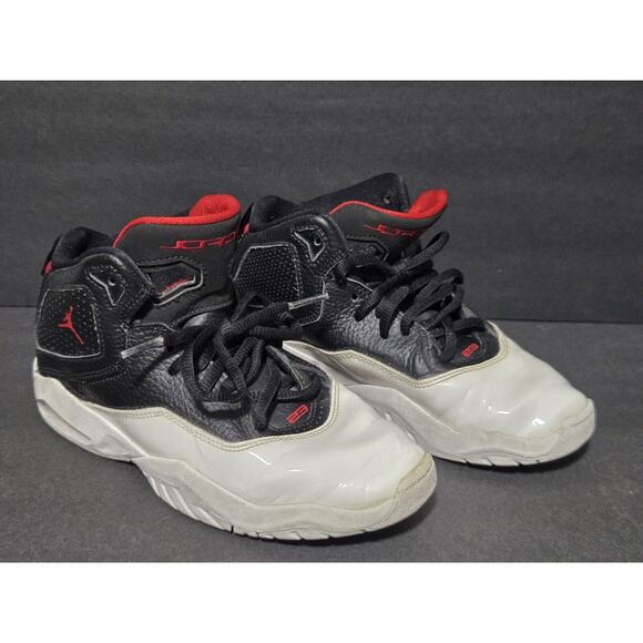 Jordan B'Loyal Boys Size 1Y CK1426-016~Mid Black White Red Athletic Tennis Shoe - Picture 1 of 16